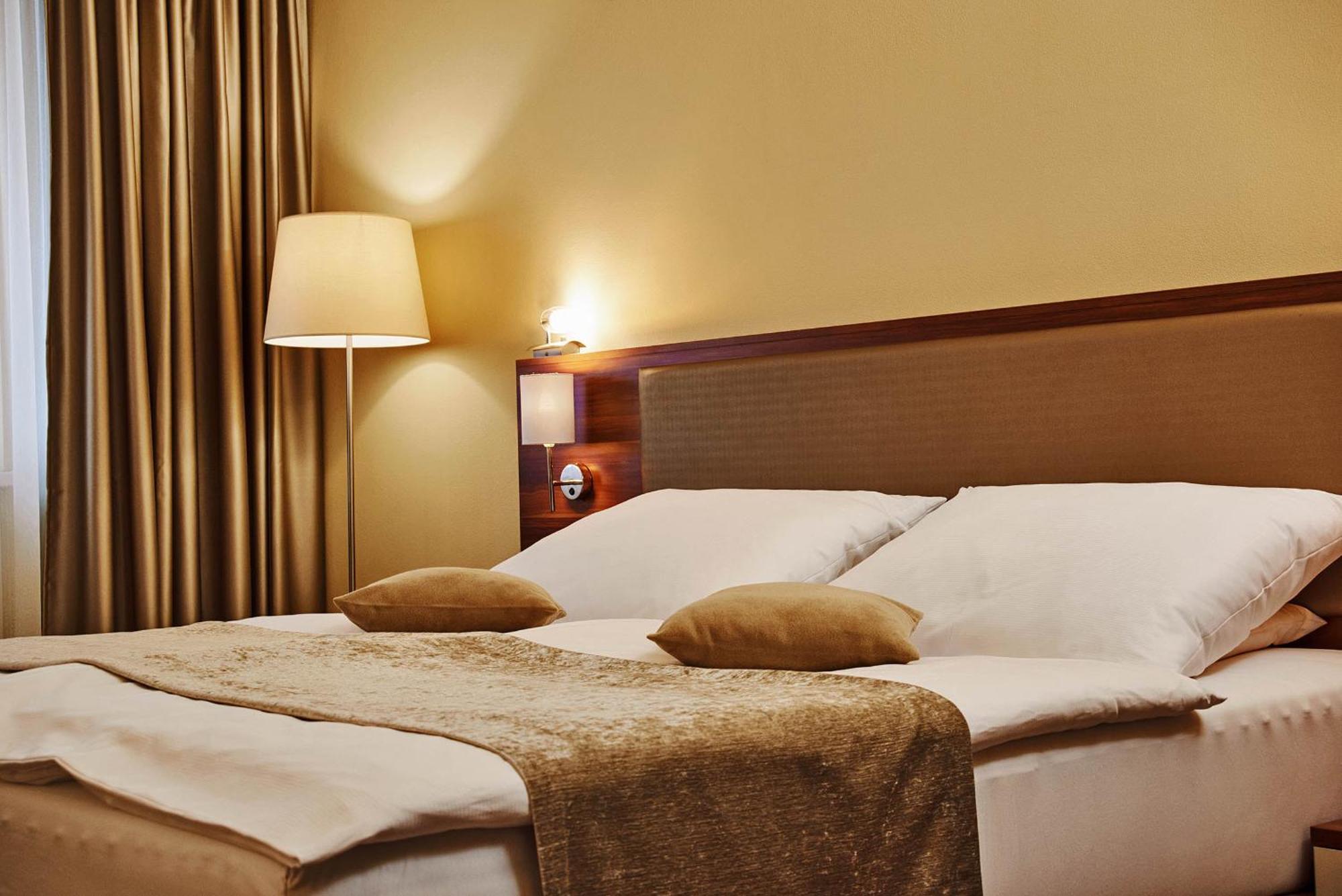 Privilege - Empire Hotels Group 科希策 客房 照片