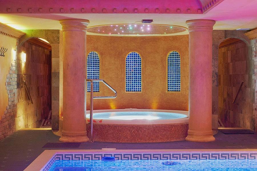 Privilege - Empire Hotels Group 科希策 外观 照片