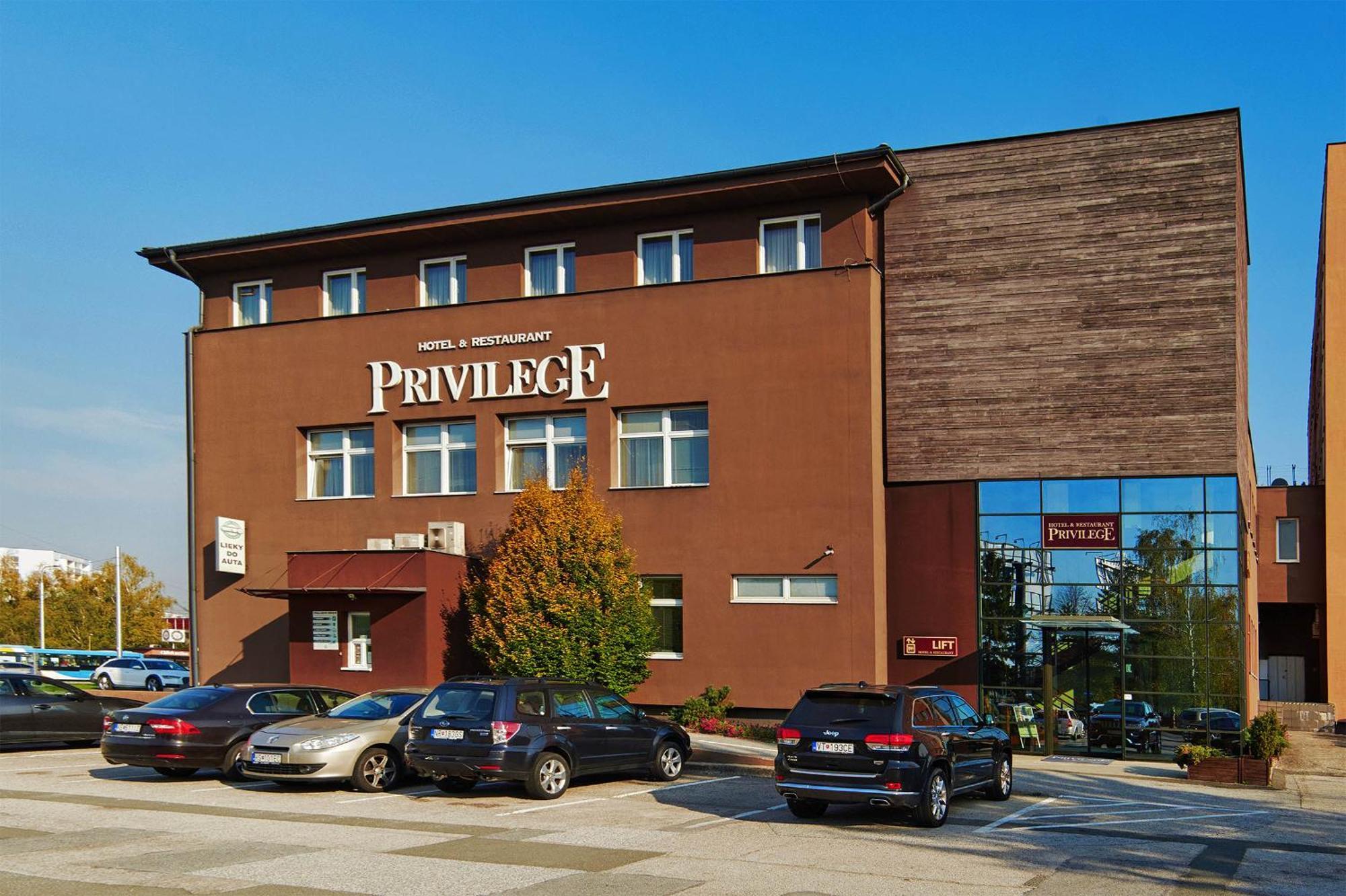 Privilege - Empire Hotels Group 科希策 外观 照片