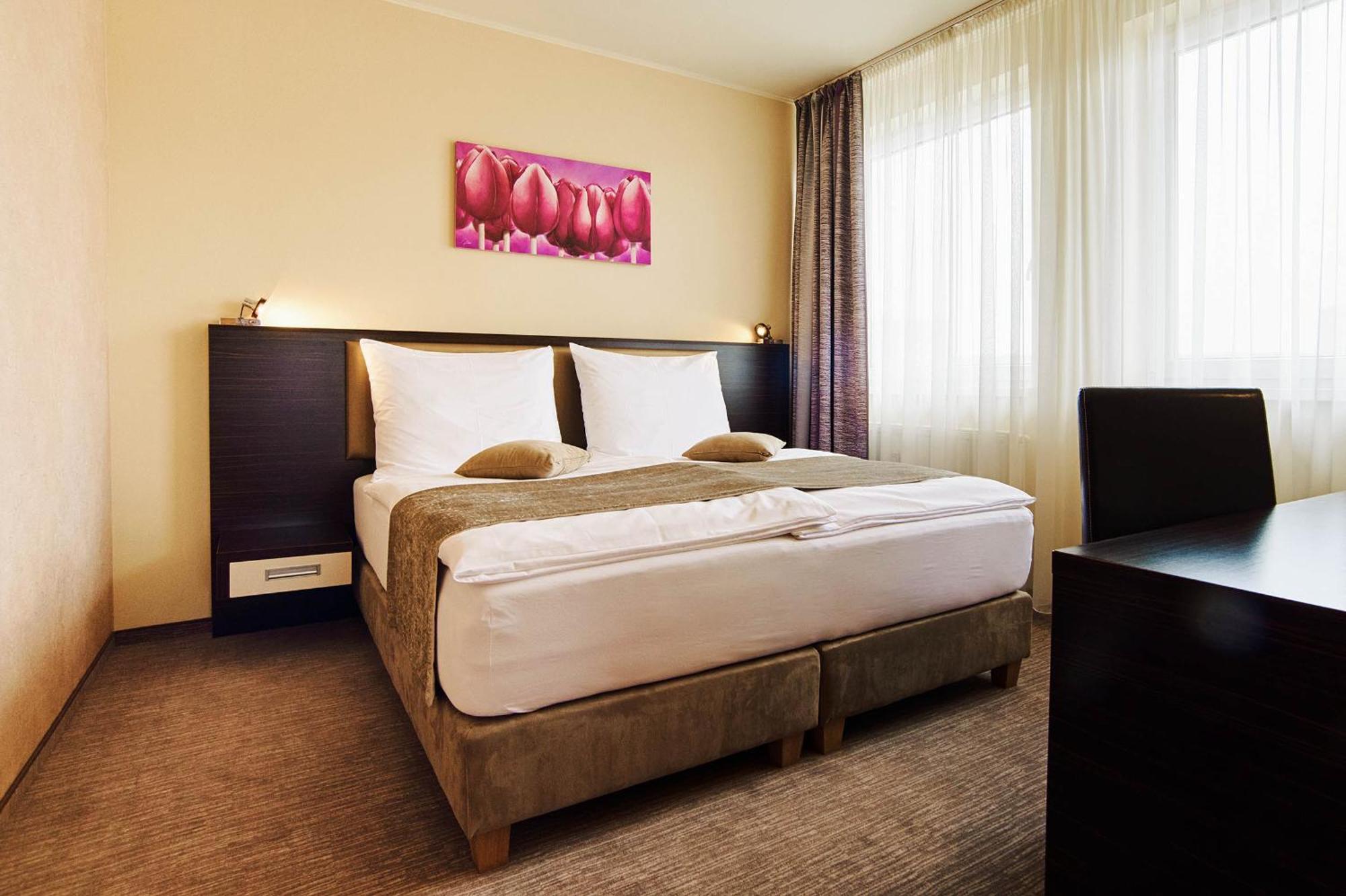 Privilege - Empire Hotels Group 科希策 外观 照片